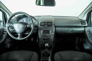 Bild 7/43 von Mercedes-Benz A 160 CDI (2010)