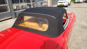 Image 8/34 of Mercedes-Benz 190 SL (1959)
