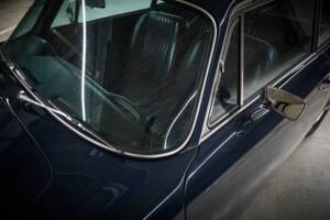 Afbeelding 31/60 van Aston Martin DB 6 (1968)