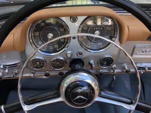 Image 23/46 of Mercedes-Benz 190 SL (1955)