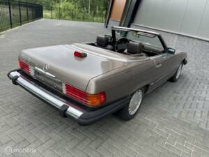 Image 5/7 de Mercedes-Benz 560 SL (1987)