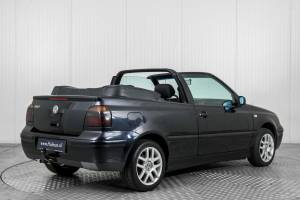 Bild 2/50 von Volkswagen Golf IV Cabrio 1.8 (2001)