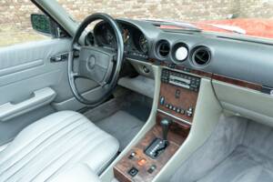 Imagen 50/50 de Mercedes-Benz 560 SL (1986)