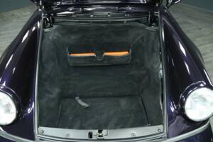 Immagine 42/50 di Porsche 911 Carrera 4 (1993)