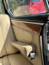 Image 19/19 of BMW 2000 C (1970)