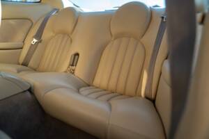 Image 21/50 de Jaguar XK8 4.0 (1998)