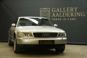 Immagine 10/50 di Audi A8 4.2 quattro (1995)