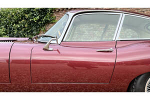 Image 43/50 of Jaguar Type E 3.8 (1964)