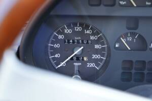 Imagen 50/50 de Alfa Romeo 2.0 Spider (1990)