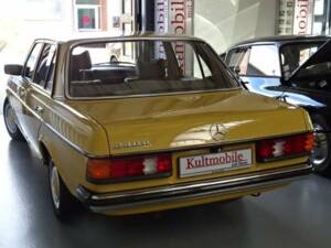 Afbeelding 5/23 van Mercedes-Benz 240 D (1979)