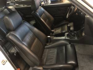 Image 11/27 of BMW M3 (1987)