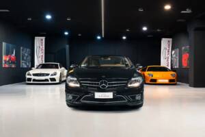Image 3/40 of Mercedes-Benz CL 65 AMG (2008)