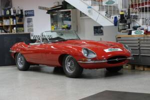 Image 1/15 de Jaguar Type E 3.8 (1963)