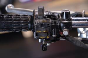 Image 28/50 of Kawasaki DUMMY (1975)