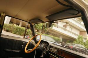 Image 96/100 of Alfa Romeo Giulia Nuova Super 1300 (1977)