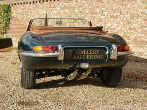 Image 29/50 de Jaguar Type E 4.2 (1967)