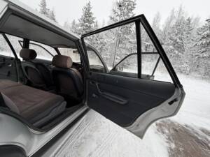 Bild 52/62 von Peugeot 505 Break 4x4 Dangel (1988)