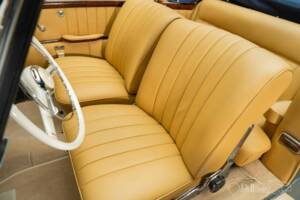 Bild 12/19 von Mercedes-Benz 220 S Cabriolet (1956)
