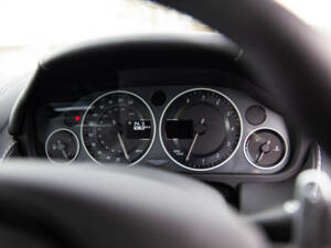 Immagine 45/98 di Aston Martin DBS (2010)