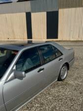Immagine 7/15 di Mercedes-Benz S60 AMG (1994)