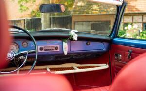 Image 22/36 of Volkswagen Karmann Ghia 1600 (1970)