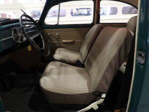 Image 6/15 de Volkswagen Coccinelle 1200 A (1966)
