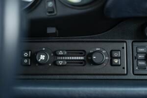 Immagine 43/50 di Porsche 911 Carrera 4S (1996)