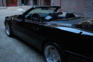 Image 64/100 of Mercedes-Benz SL 600 (1998)
