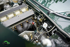 Image 24/61 de Jaguar Type E (2+2) (1969)