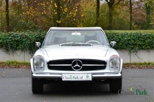 Image 35/50 of Mercedes-Benz 250 SL (1966)