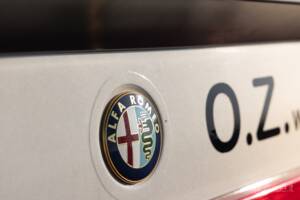 Image 19/44 of Alfa Romeo 75 3.0 V6 QV (1989)