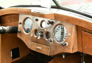 Image 47/50 of Jaguar XK 120 FHC (1953)