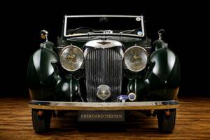Image 4/15 of Lagonda V12 DHC (1938)