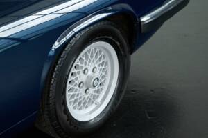 Image 11/50 of Jaguar XJS 5.3 V12 (1993)