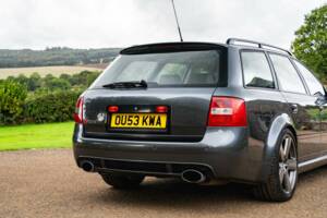 Image 28/50 of Audi RS6 Avant (2003)