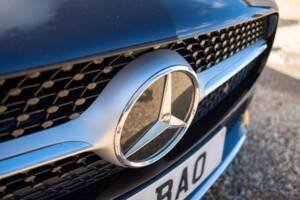 Image 18/85 of Mercedes-Benz CLS 450 4MATIC (2018)