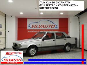Bild 1/14 von Alfa Romeo Giulietta 2.0 Turbodiesel (1985)