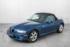Bild 46/50 von BMW Z3 1.9i (2000)