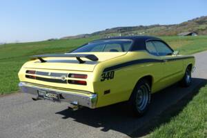 Image 22/57 of Plymouth Duster (1970)