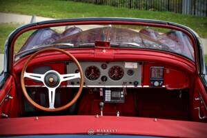 Image 33/78 of Jaguar XK 150 3.4 S OTS (1958)