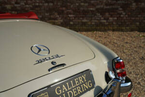 Imagen 42/50 de Mercedes-Benz 190 SL (1962)