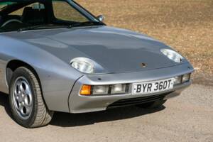 Bild 8/31 von Porsche 928 (1979)