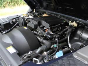 Bild 17/18 von Land Rover Defender 110 (2014)