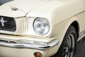 Image 22/50 of Ford Mustang 289 (1965)