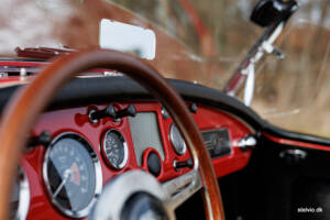 Image 33/43 of MG MGA 1600 (1960)