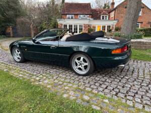 Image 14/44 of Aston Martin DB 7 Volante (1998)
