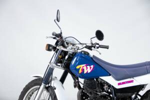 Bild 29/50 von Yamaha DUMMY (1995)