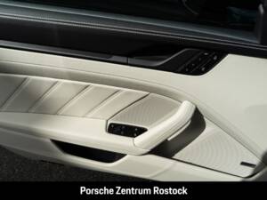 Image 19/35 de Porsche 911 Carrera GTS (2026)