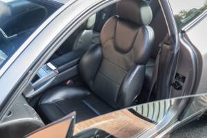 Image 28/30 of Aston Martin V12 Vanquish (2002)