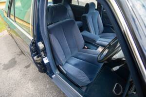 Bild 11/29 von Mercedes-Benz 300 SE (1990)
